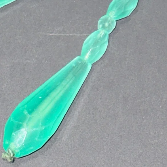 Vtg Green Uranium Glass Beaded Necklace UV Reactive Vaseline Glass Glows Flapper - Picture 11 of 16